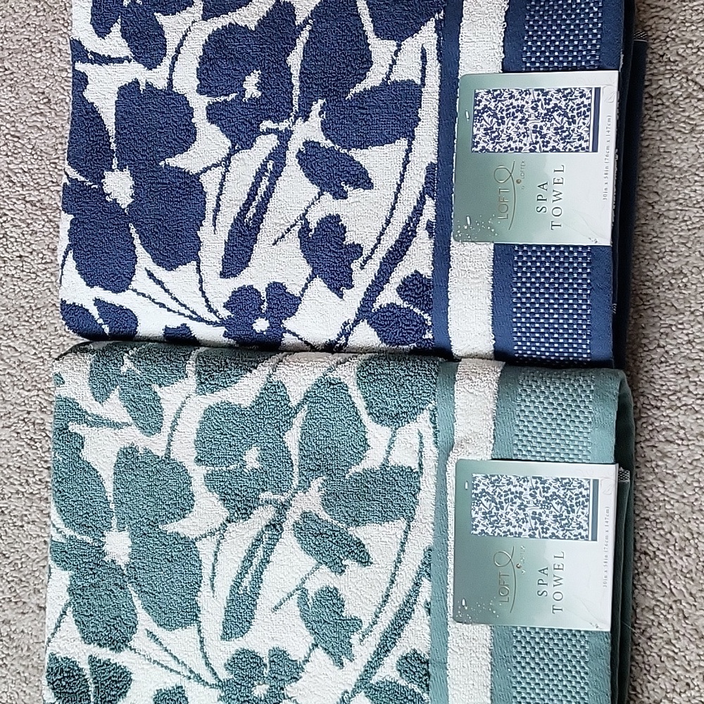 2 Spa Towels